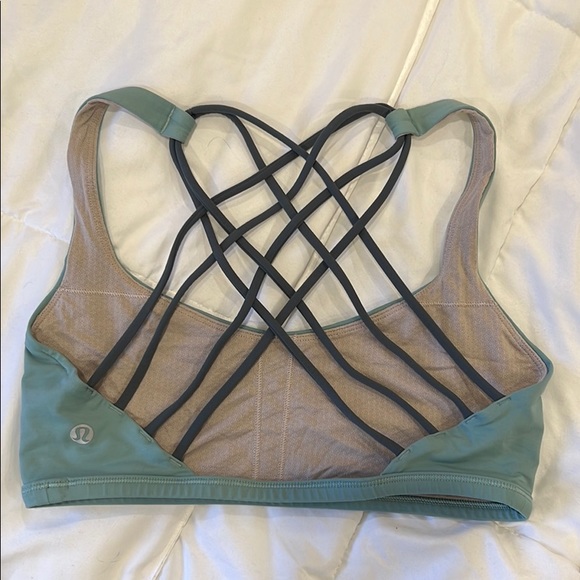 Lululemon Free to be Wild Bra - Picture 2 of 3